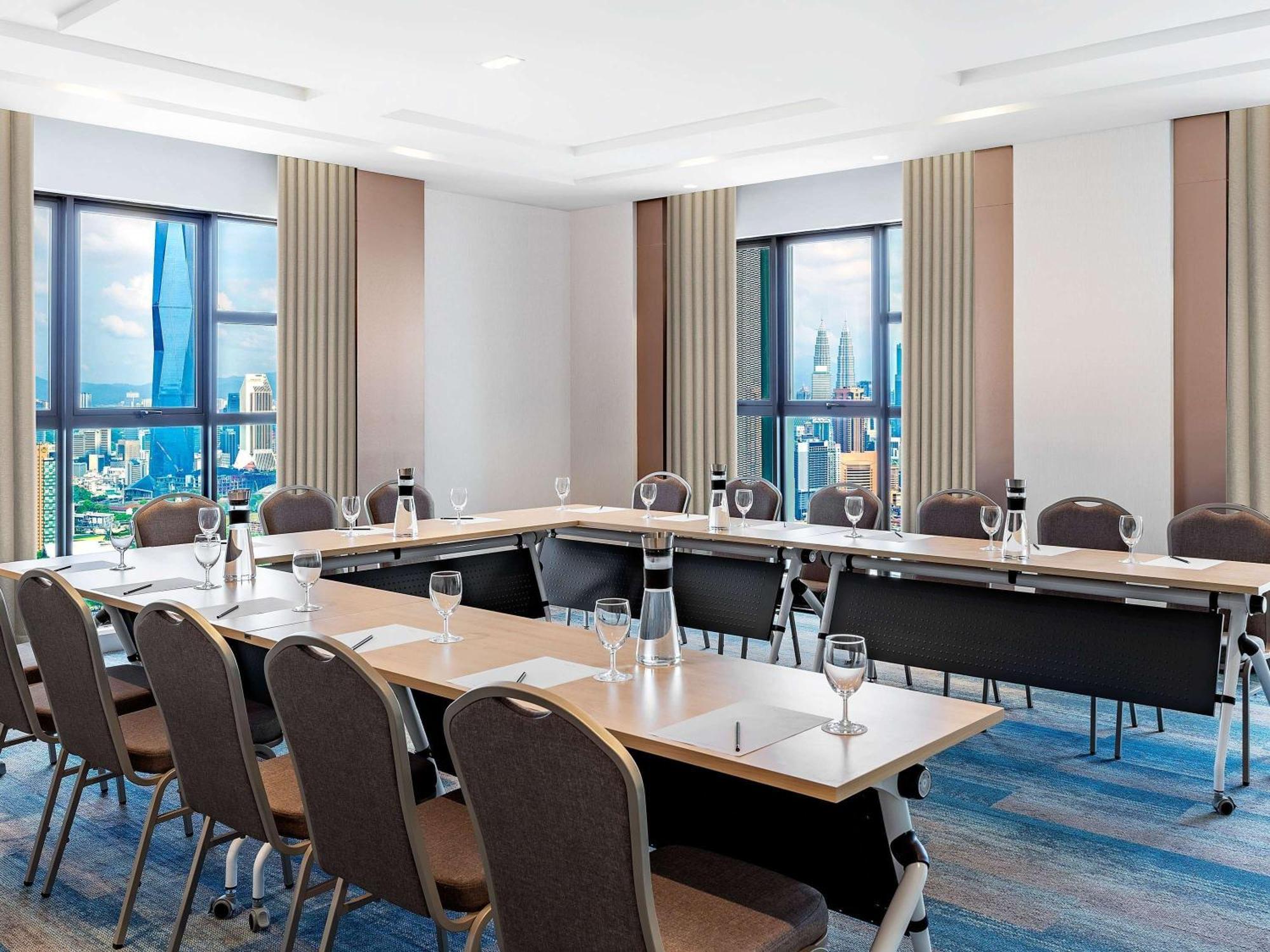 Mercure Kuala Lumpur Trion Exterior foto